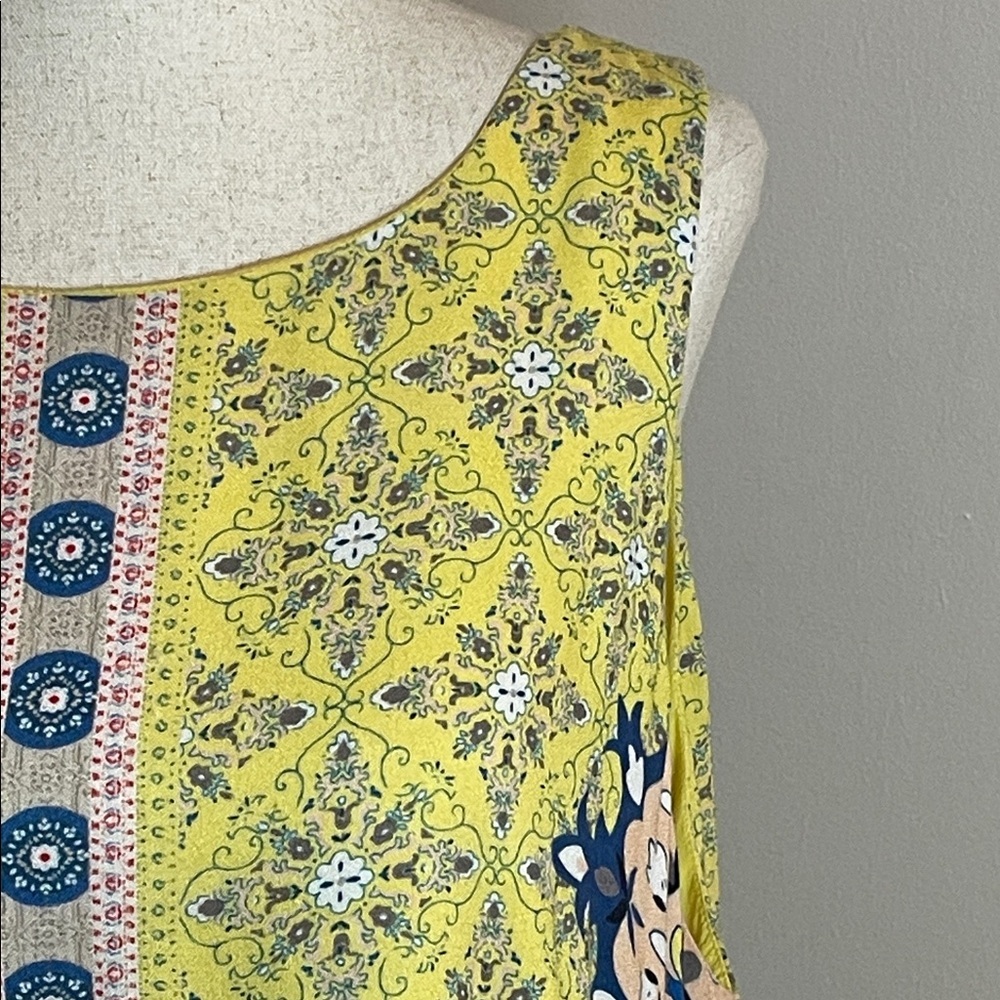 Sundance Size 12 Yellow Boho Medallion Maxi Dress 100% Rayon - Picture 2 of 7